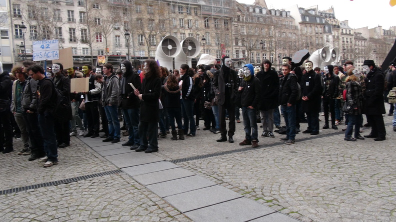 Manifestation_anti_ACTA_Paris_10_mars_2012_03.jpg