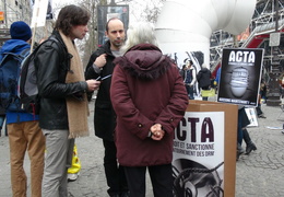 Manifestation_anti_ACTA_Paris_10_mars_2012_07