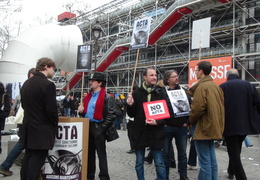 Manifestation_anti_ACTA_Paris_10_mars_2012_10