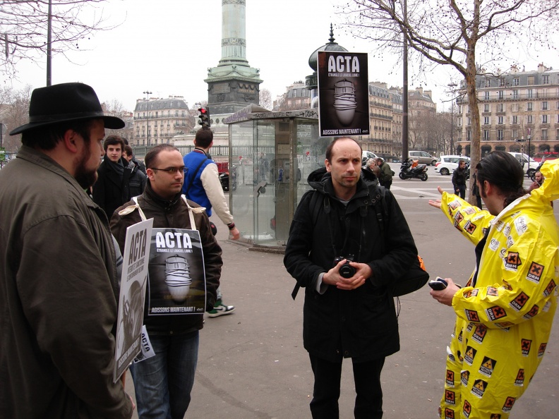 Manifestation_anti_ACTA_Paris_25_fevrier_2012_028.jpg