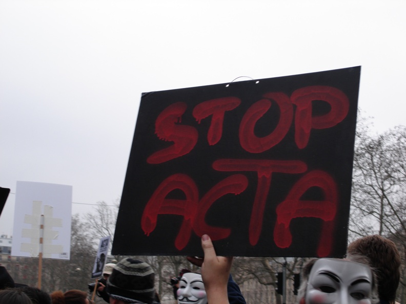 Manifestation_anti_ACTA_Paris_25_fevrier_2012_097.jpg