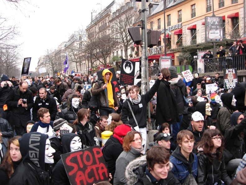 Manifestation_anti_ACTA_Paris_25_fevrier_2012_098.jpg