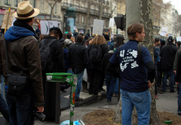 Manifestation_anti_ACTA_Paris_25_fevrier_2012_par_Luc_Fievet_05
