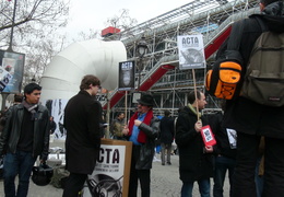 Manifestation_anti_ACTA_Paris_10_mars_2012_12