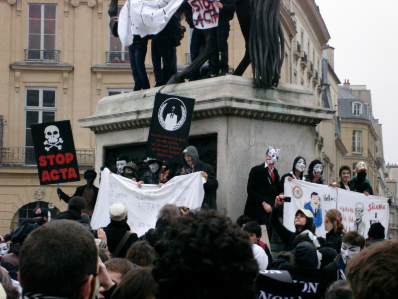 Manifestation_anti_ACTA_Paris_25_fevrier_2012_118.jpg