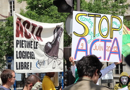 Manifestation_anti_ACTA_9_juin_2012_027