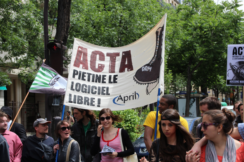 Manifestation_anti_ACTA_9_juin_2012_080.jpg