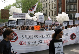 Marche anti DADVSI (8 mai 2006)