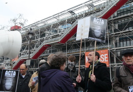 Manifestation_anti_ACTA_Paris_10_mars_2012_08